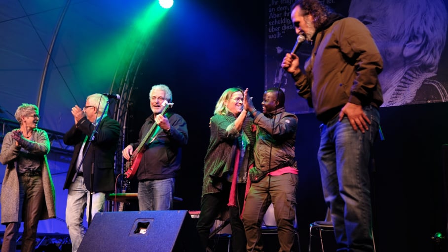  Konzert für Esther - Zum Gedenken an Esther Bejerano